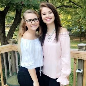 Meet your Posher, Sandy